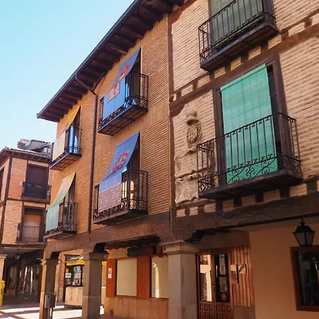 La Casona Del Zoilo -los Arenales- * El Burgo De Osma