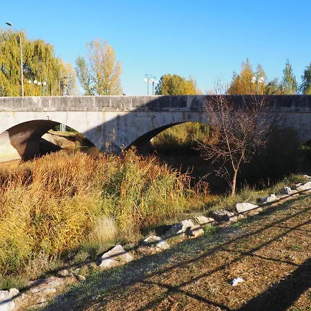 Apartamento La Casona Del Zoilo -los Arenales- El Burgo De Osma